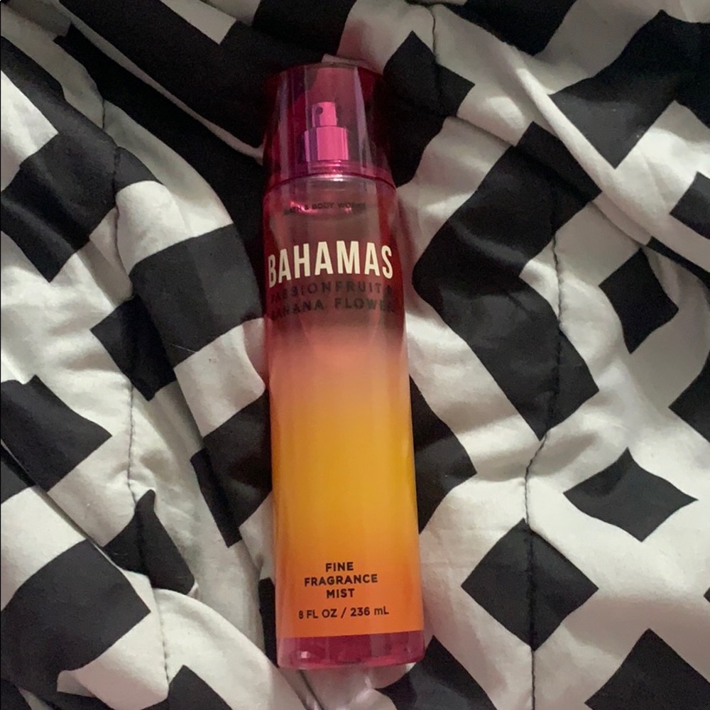 BBW Bahamas Passionfruit & Banana Flower